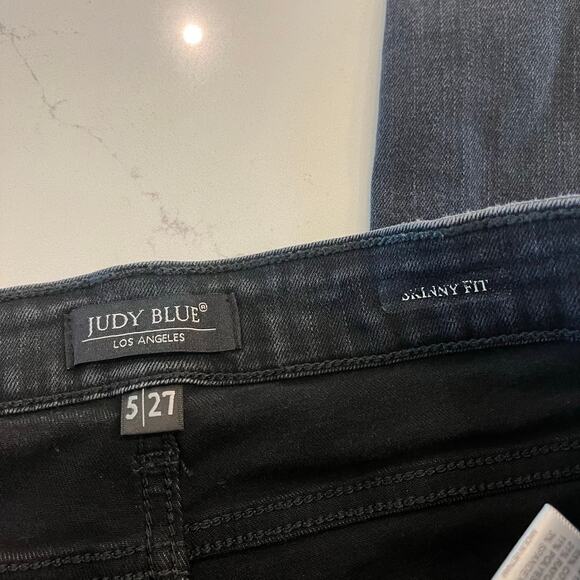 Judy Blue Skinny Jeans Black with Raw Hem‎ Size 5 /27 - Picture 5 of 9